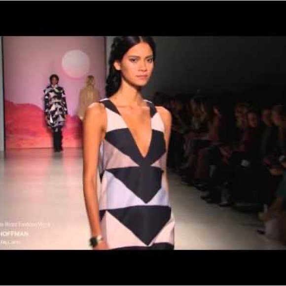 Runway! New Never Worn Mara Hoffman Dress - Picture 4 of 8